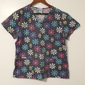 Minions Licensed Scrub Top Size Medium Cartoon Print V-Neck Pockets